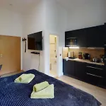 Sweethome - Zentral - Kueche & Parkplatz, Wifi *