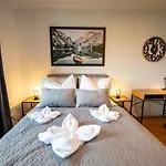 Sweethome - Zentral - Kueche & Parkplatz, Wifi Διαμέρισμα