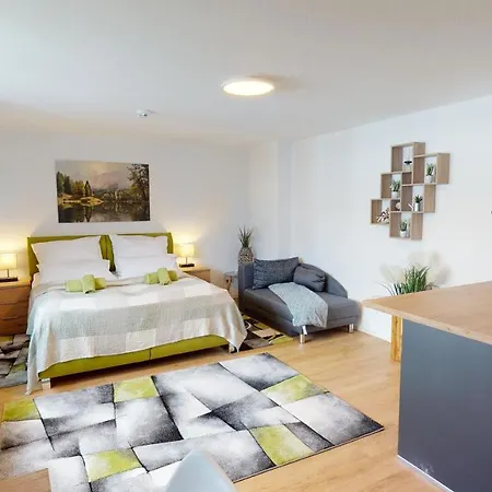 Апартаменты Sweethome - Zentral - Kueche & Parkplatz, Wifi *