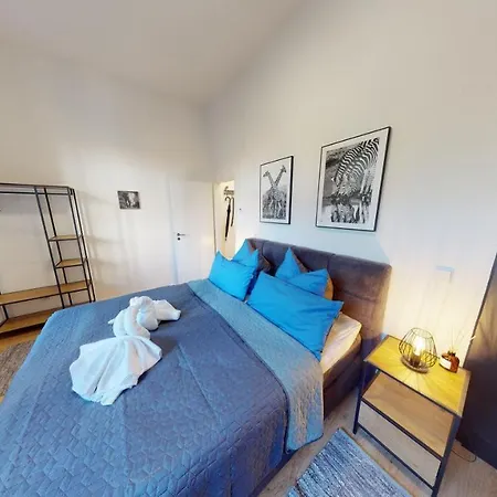 Apartamento Sweethome - Zentral - Küche&parkplatz, Wifi *