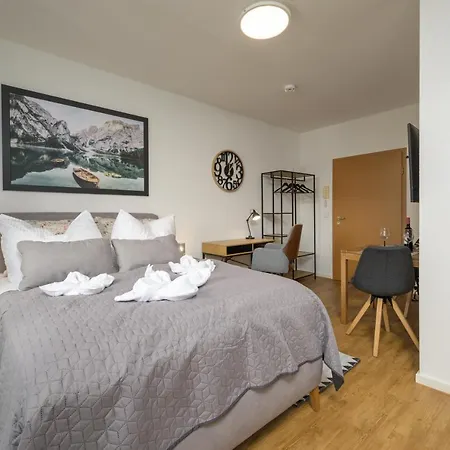 Apartamento Sweethome - Zentral - Küche&parkplatz, Wifi *