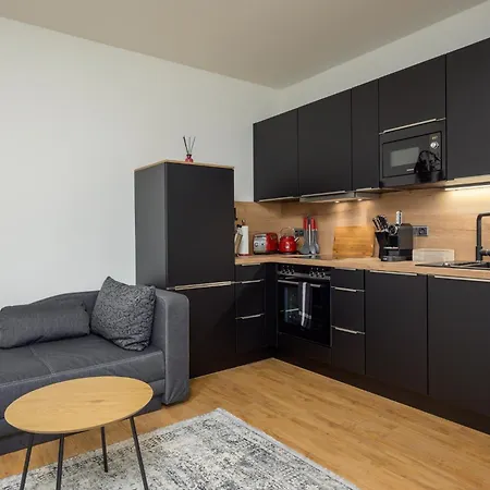 Apartamento Sweethome - Zentral - Küche&parkplatz, Wifi *