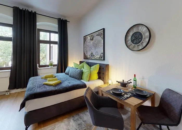 Sweethome - Zentral - Küche&parkplatz, Wifi Apartamento