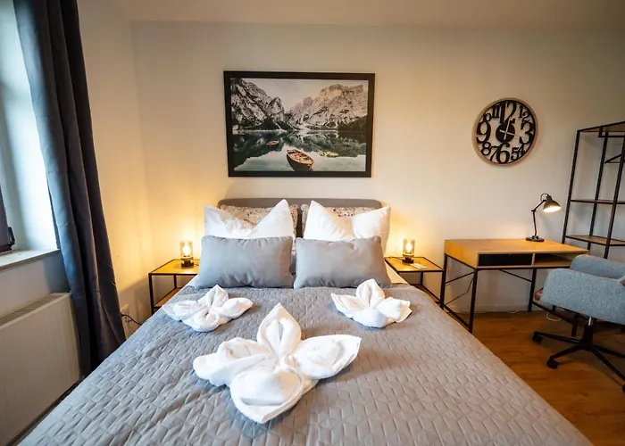 Sweethome - Zentral - Küche&parkplatz, Wifi Apartamento