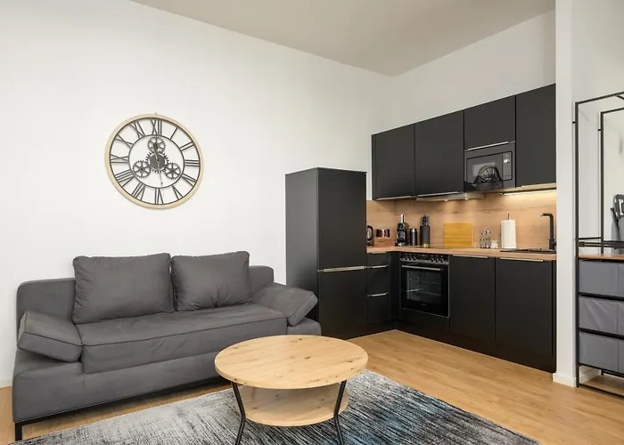 Sweethome - Zentral - Küche&parkplatz, Wifi Apartamento